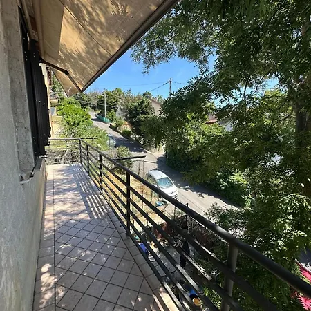 Casa Ludovica-vista Mare-giardino Privato Semesterbostad *