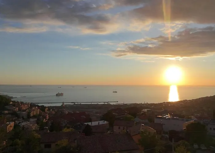 Ferienhaus Casa Ludovica-vista Mare Giardino E Relax A 8 Minuti Dal Centro